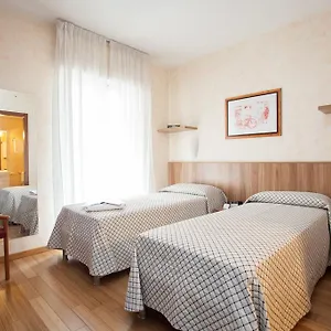 *** Ξενοδοχείο με διαμερίσματα Desenzano Ιταλία